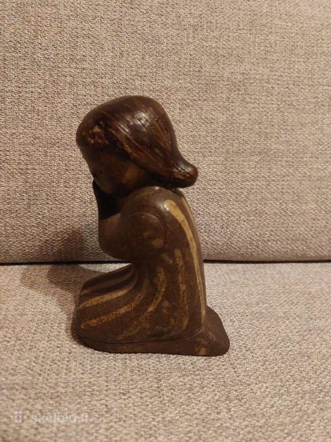 Keramikinė vintažinė skulptūrėlė Mergaitė - nuotraukos Nr. 4