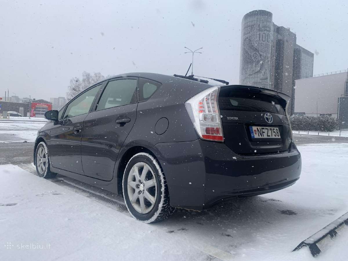 Toyota Prius Auris Kaunas Bolt pavežėjui, delivery - nuotraukos Nr. 12