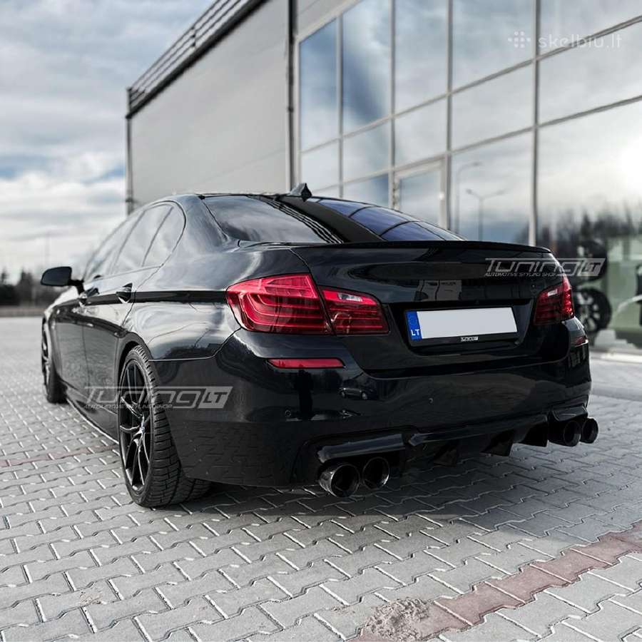 Bmw F10 / F11 skirtas Apdailos Paketas Performance - nuotraukos Nr. 3