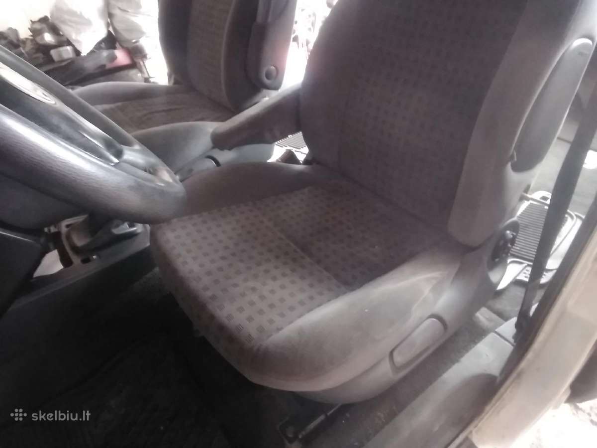 Volkswagen Touran - nuotraukos Nr. 23