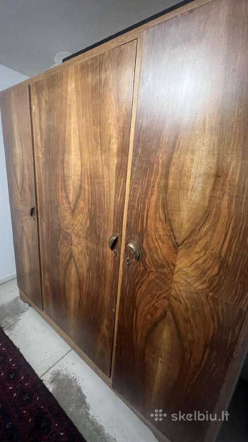 Restauruota medžio masyvo spinta - nuotraukos Nr. 2