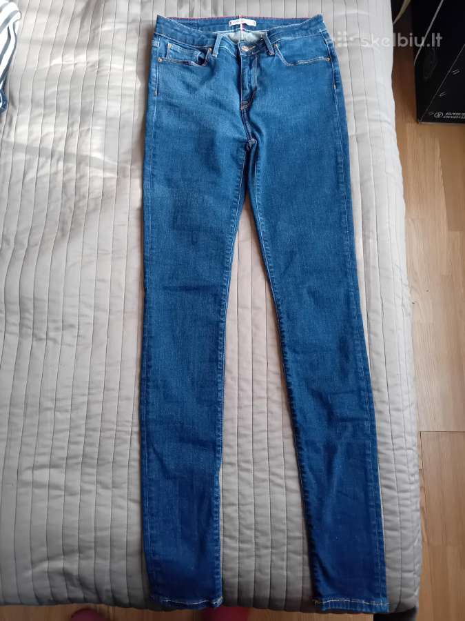 Tommy Hilfiger dzinsai