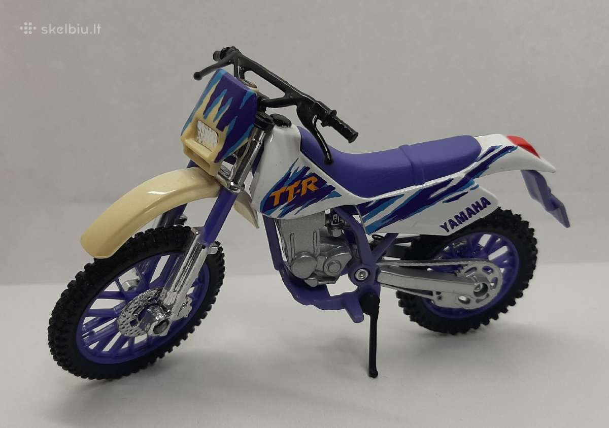 1/18 Maisto Yamaha TT-r, Maisto