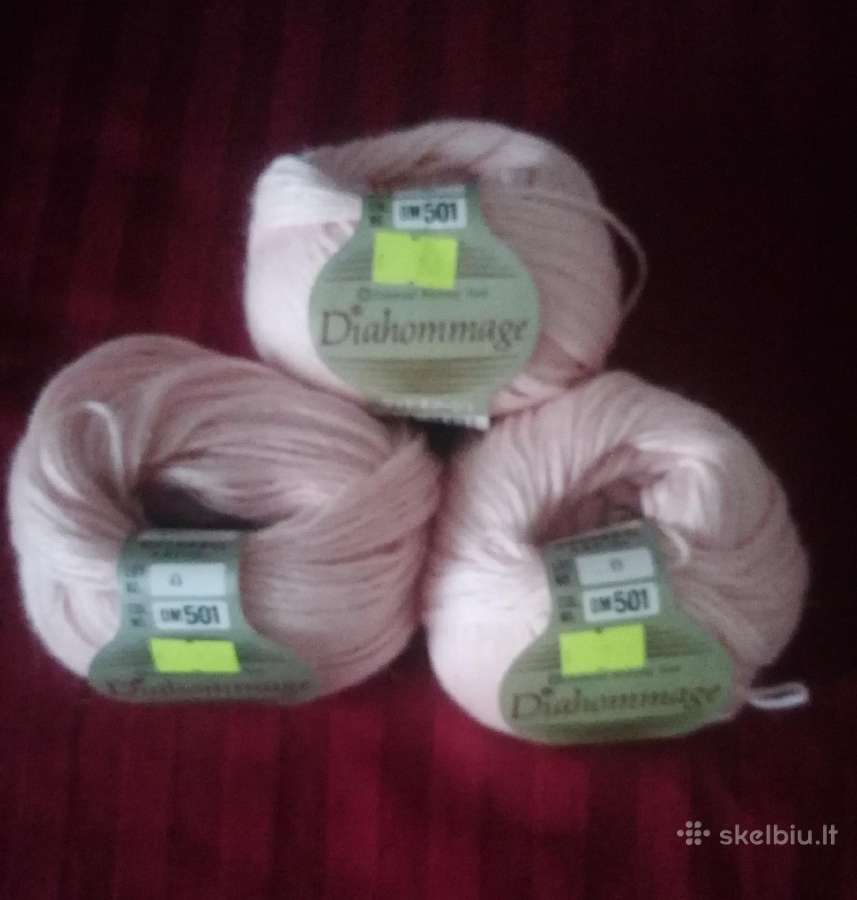 Mezgimo siūlai 1 kamuoliuko kaina 3€
