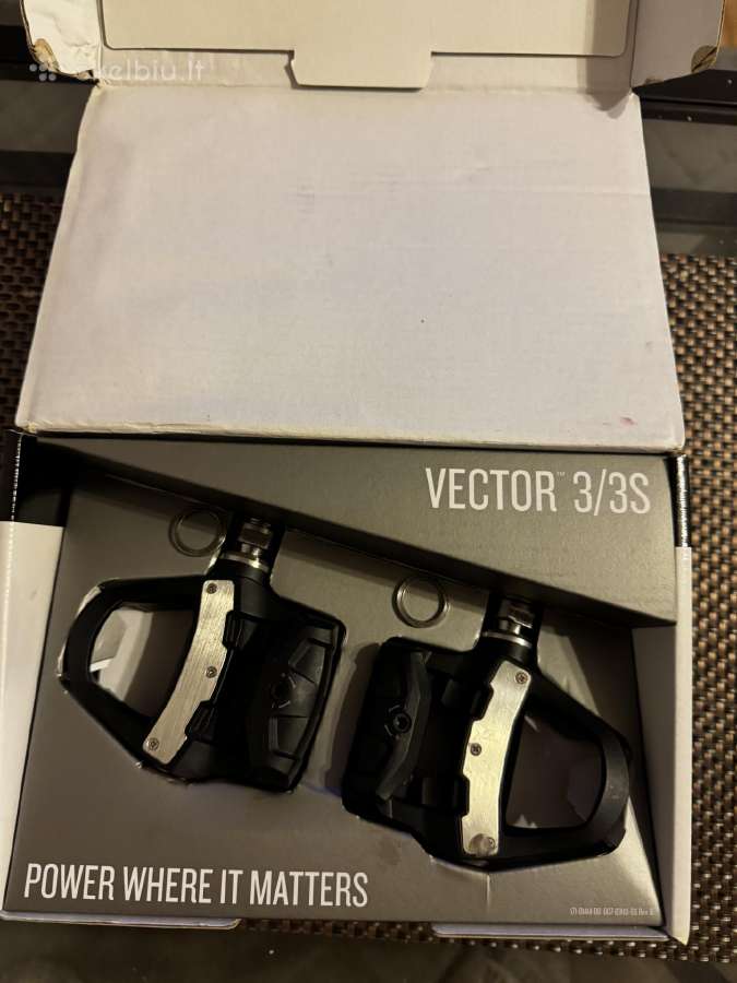Nauji Garmin Vector 3 dvipusiai power meter pedala