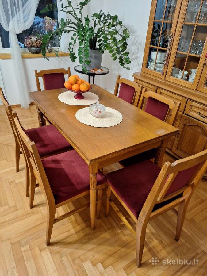 Pietų stalas ir 6 kėdės