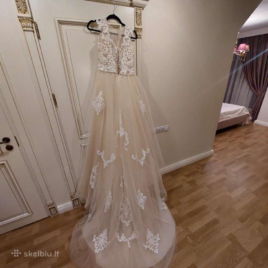 Vestuvinė suknelė