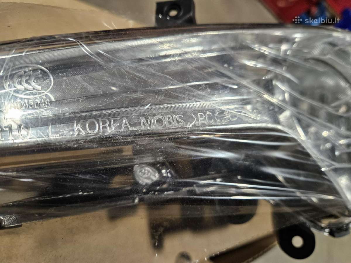 Hyundai i40 Front fog light 922013z010 Left - nuotraukos Nr. 6