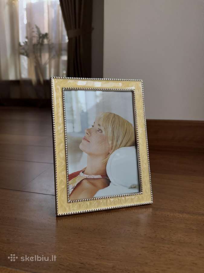 Elegantiškas nuotraukų rėmelis 20x15cm - nuotraukos Nr. 2