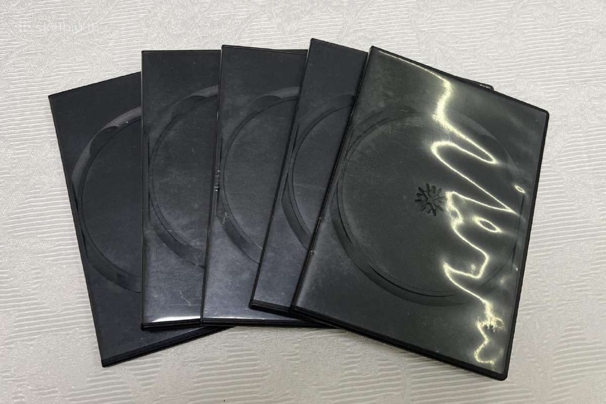 Juodos Dvd dėžutės