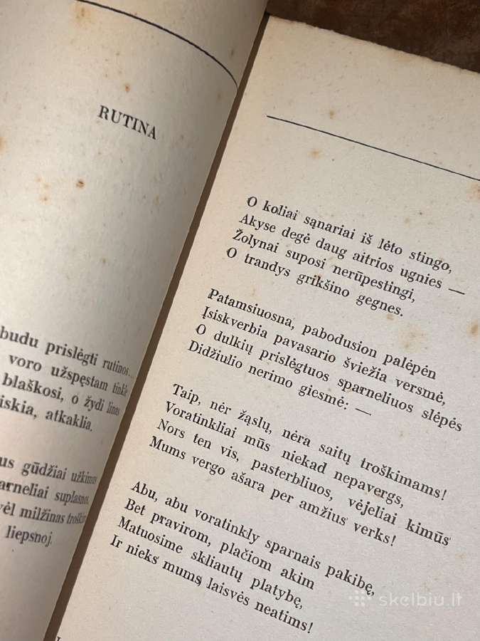Jonas Aistis Intymios Giesmės 1935 m. knyga - nuotraukos Nr. 3