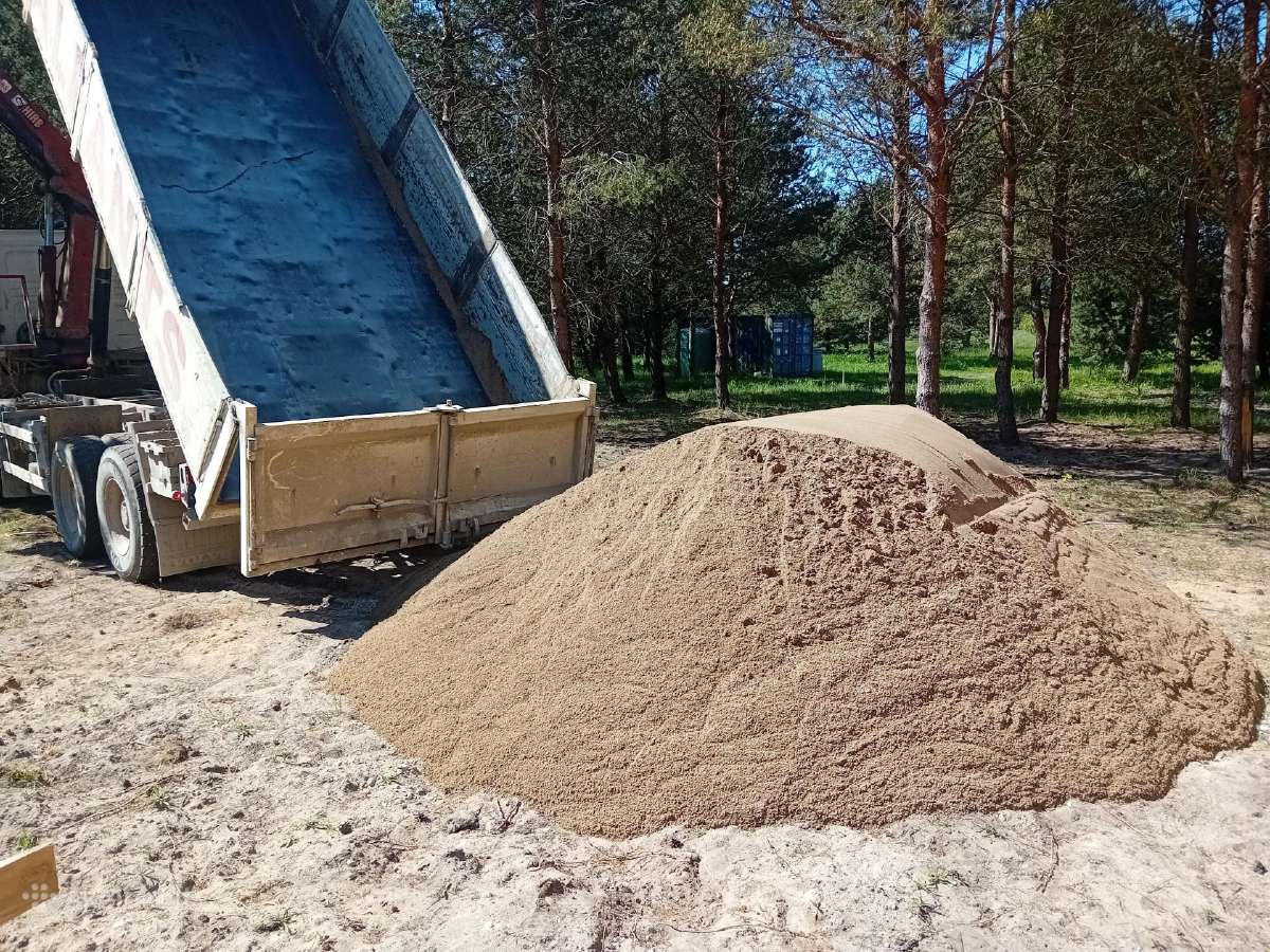 Keturašio savivarčio su kranu ir greiferiniu kaušu - nuotraukos Nr. 2