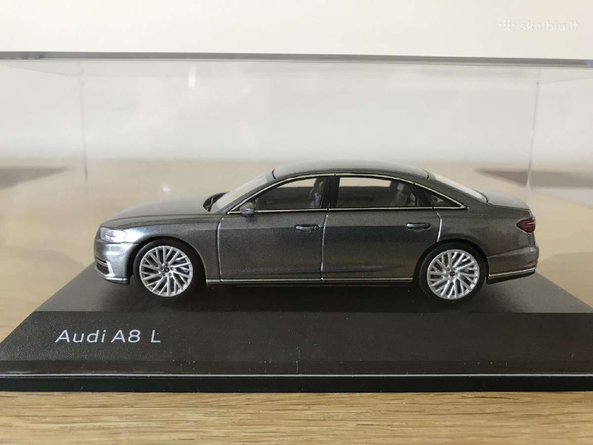 Audi A8 L (D5)