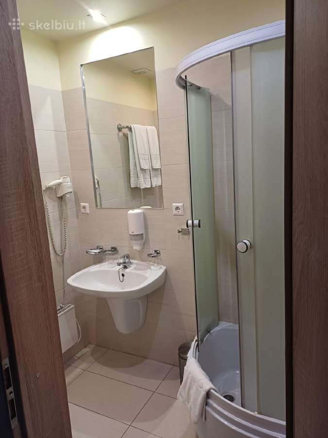 Išnuomuojami kambariai miesto centre - nuotraukos Nr. 4
