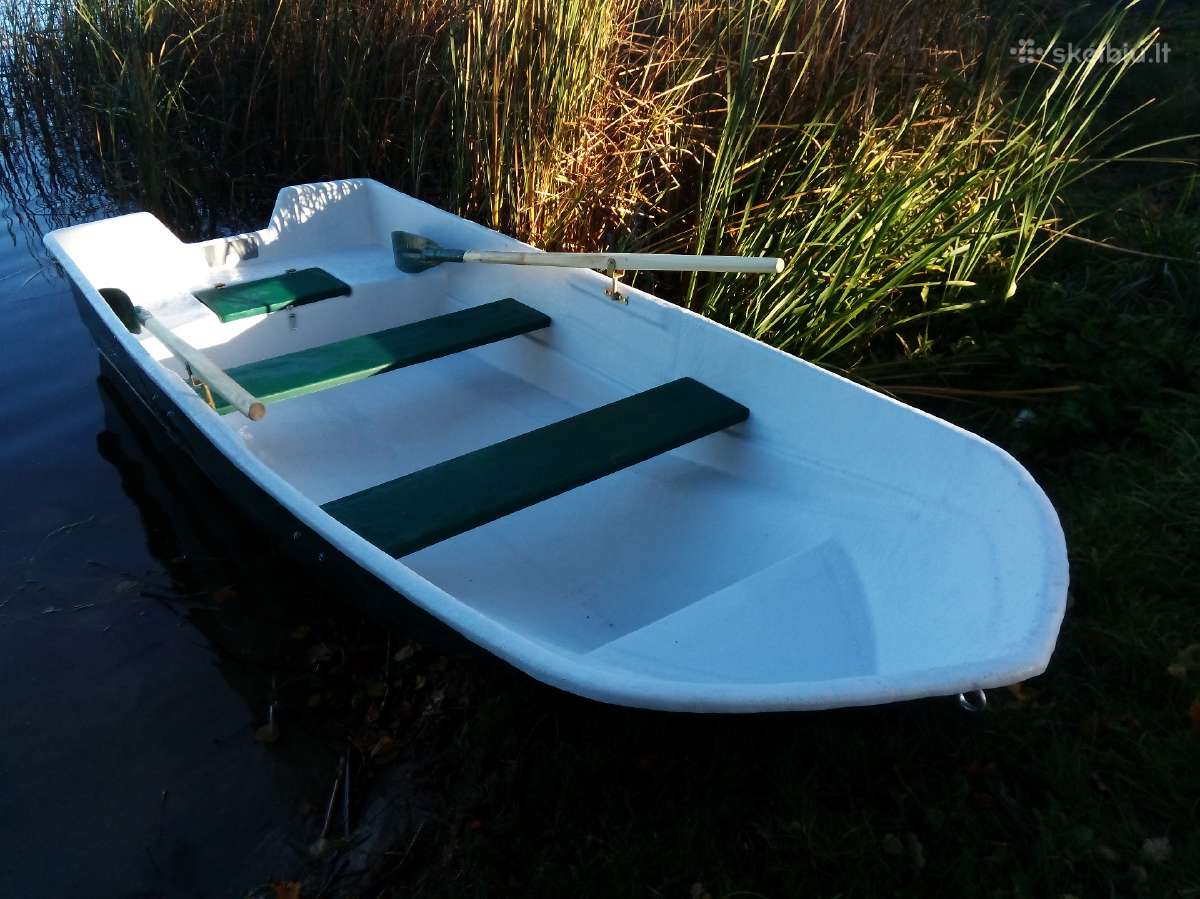 Trimaranas 3.8m praukstintais bortais - nuotraukos Nr. 3
