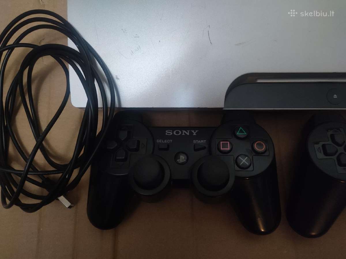 PS3 puikios bukles, 40 zaidimu, atristas, 2 pultai - nuotraukos Nr. 2