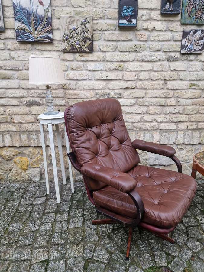 Vintažinis mid century odinis fotelis - nuotraukos Nr. 6