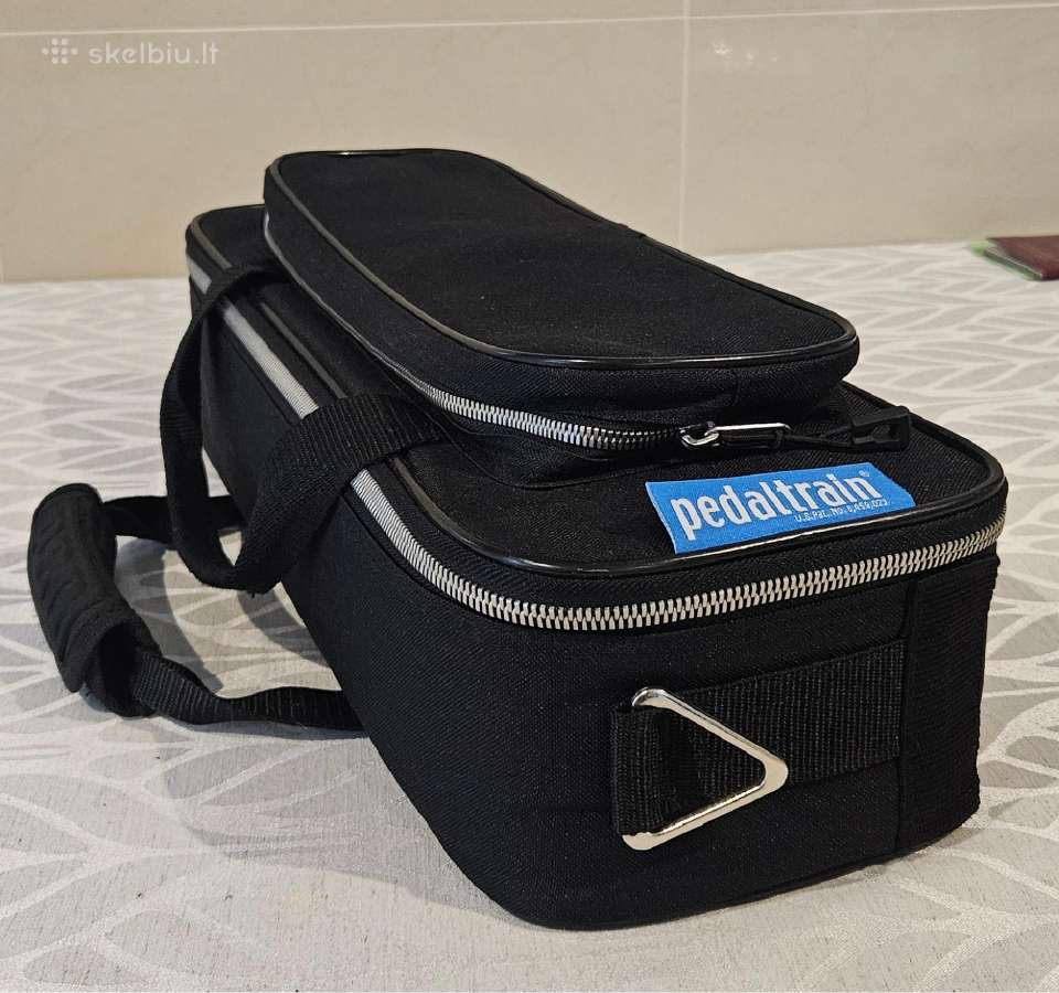 Parduodu Pedaltrain ( Nano+ lenta ir dėklas)