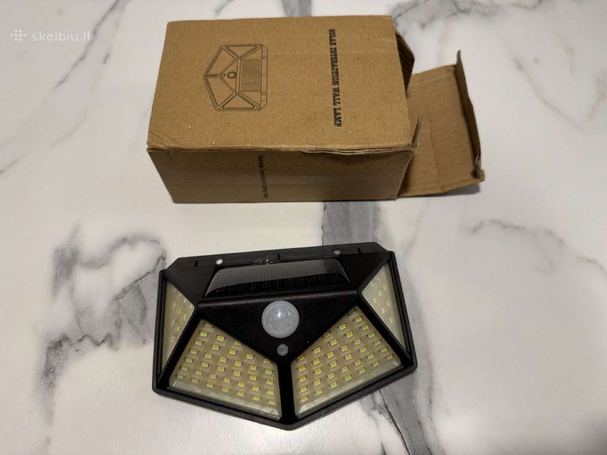 Ant sienos tvirtinamas 100 LED šviestuvas