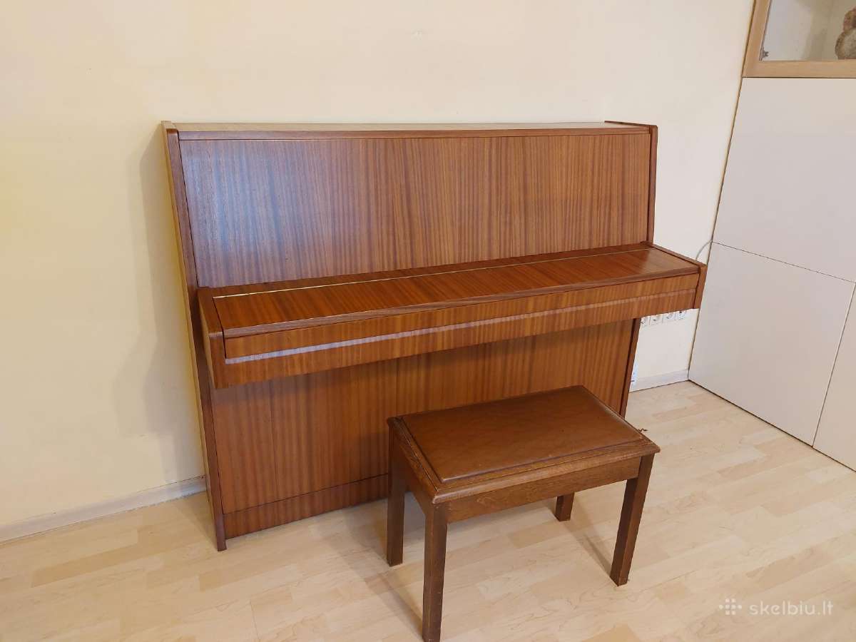 Puikios būklės pianinas Petrof su kėde - nuotraukos Nr. 6