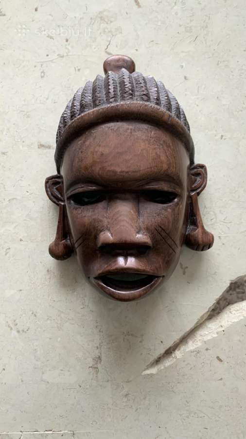 Afrikietiška kaukė.
