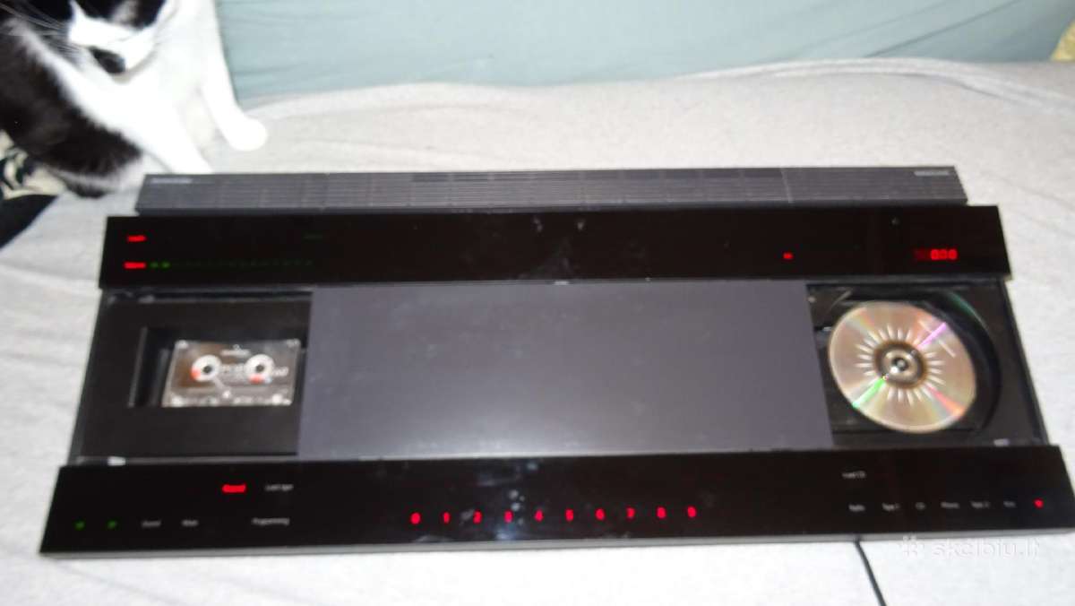 Bang Olufsen Beocenter 8000 Muzikinis Centras