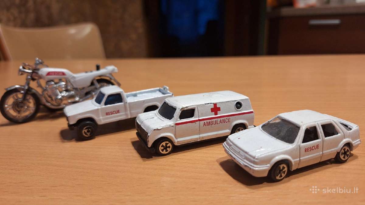 Pagalbos 4 automobiliai