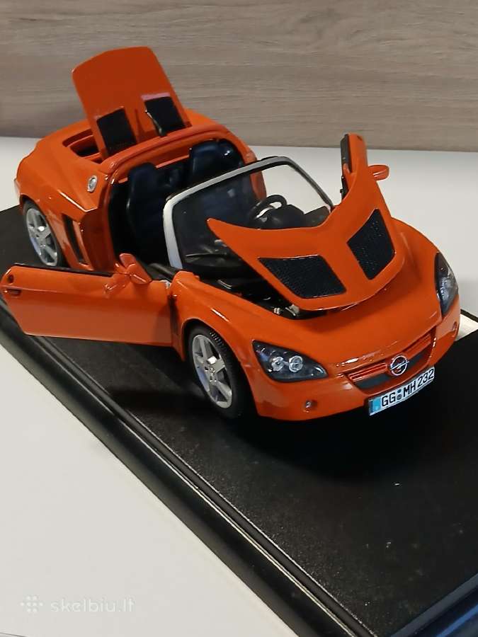 Opel speedster 1:18 - nuotraukos Nr. 2