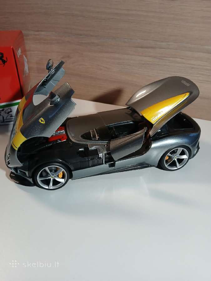 Ferrari Monza 1:18 - nuotraukos Nr. 3