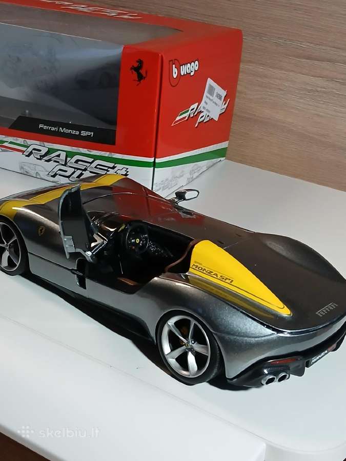 Ferrari Monza 1:18 - nuotraukos Nr. 4