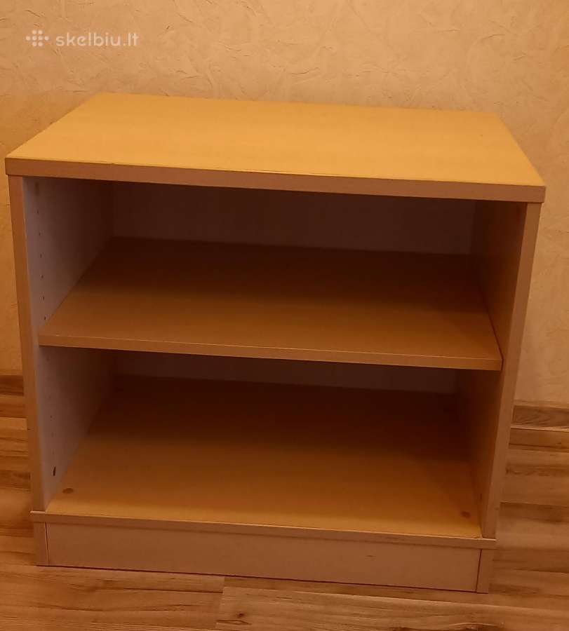 Atvirų lentynų spintelė