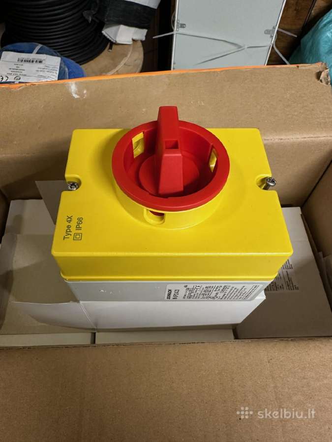 Main Switch 3-pole 4 hole mounting Emergency-stop - nuotraukos Nr. 2