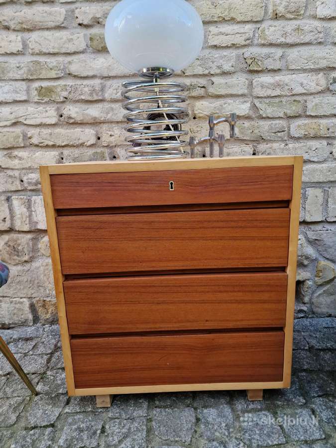 Vintažinė mid century tikmedžio/uosio komodėlė. - nuotraukos Nr. 2