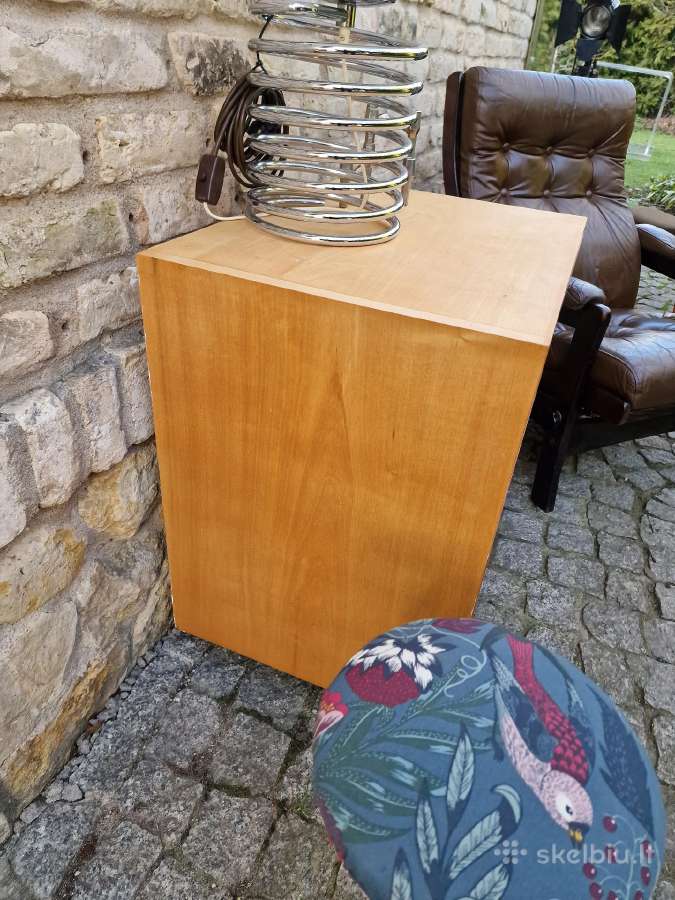 Vintažinė mid century tikmedžio/uosio komodėlė. - nuotraukos Nr. 3