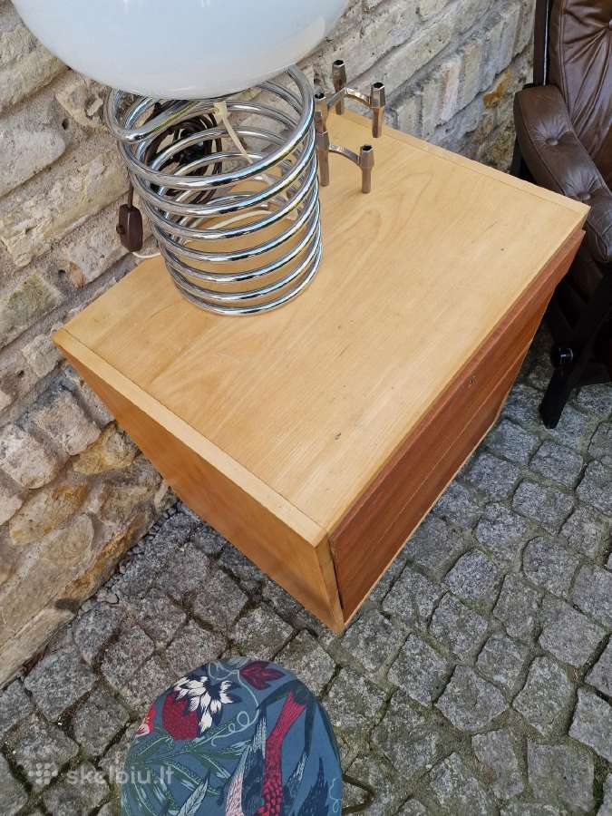 Vintažinė mid century tikmedžio/uosio komodėlė. - nuotraukos Nr. 17