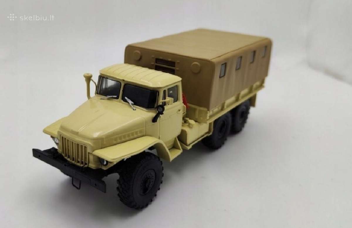 Ural 375d
