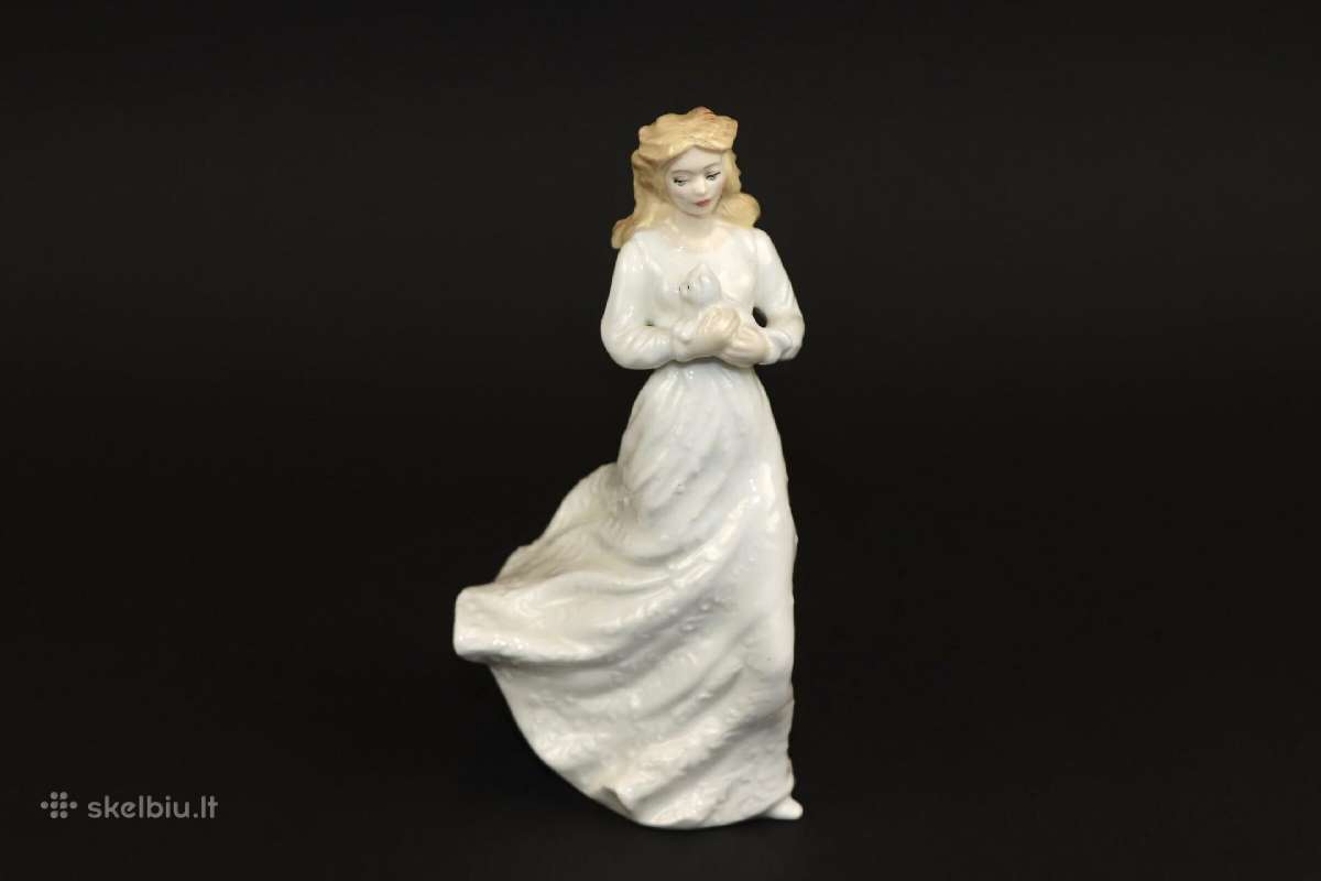 Statulėlė porcelianas "Royal Doulton", Аnglija 35e