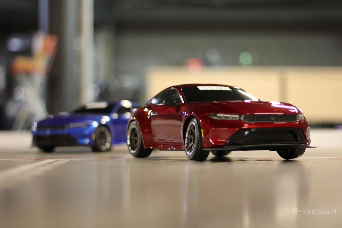 Pasivažinėjimas drift trasoje su RC drift modeliu - nuotraukos Nr. 4