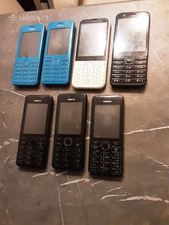 Naudoti veikiantys telefonai.