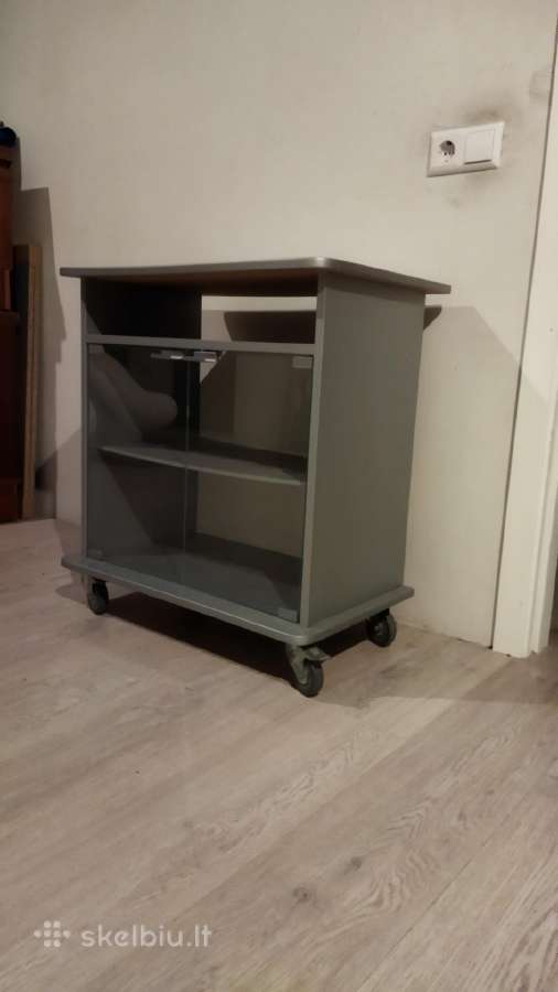 TV staliukas