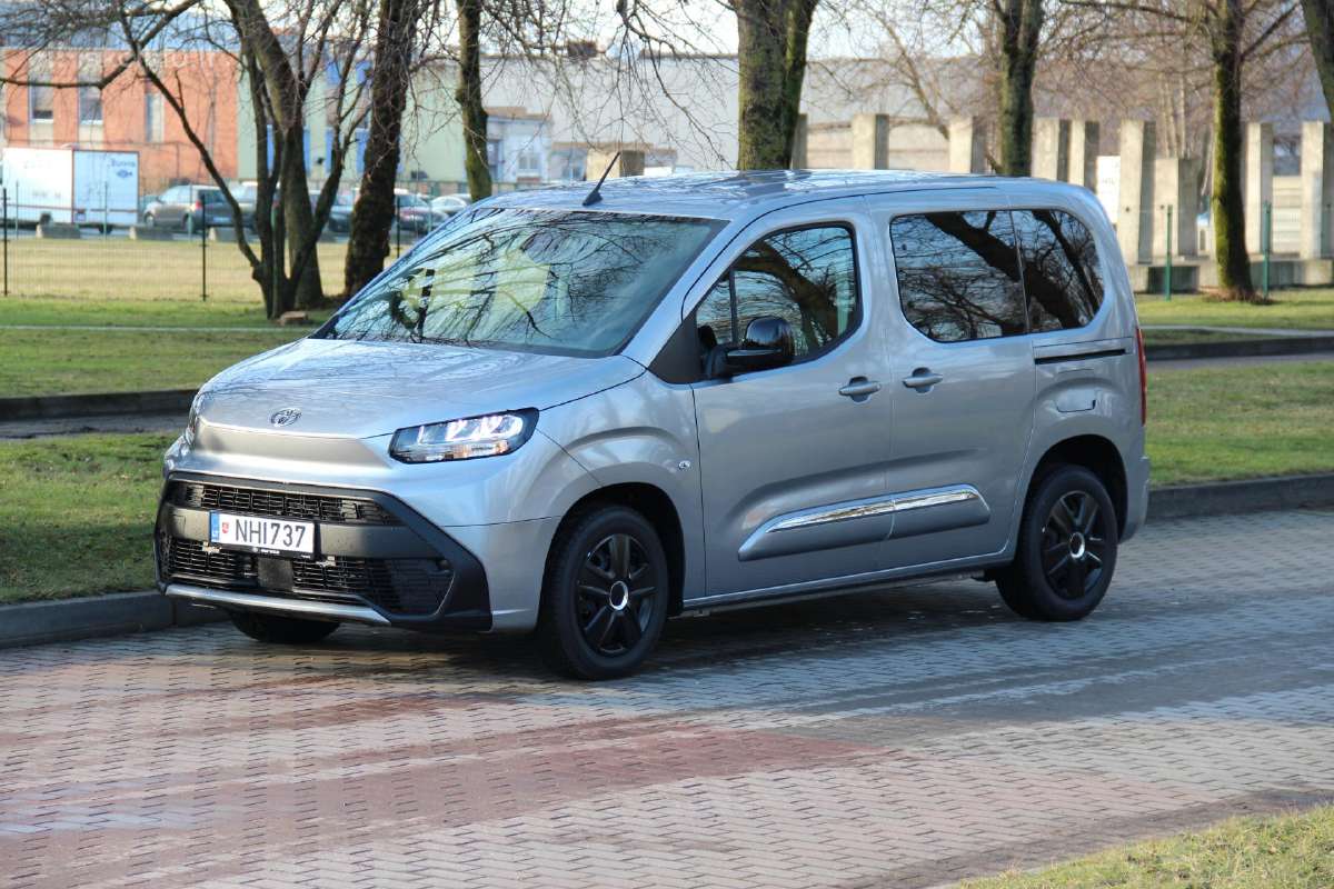 Automobilių nuoma , galima vykti į užsienį - nuotraukos Nr. 4