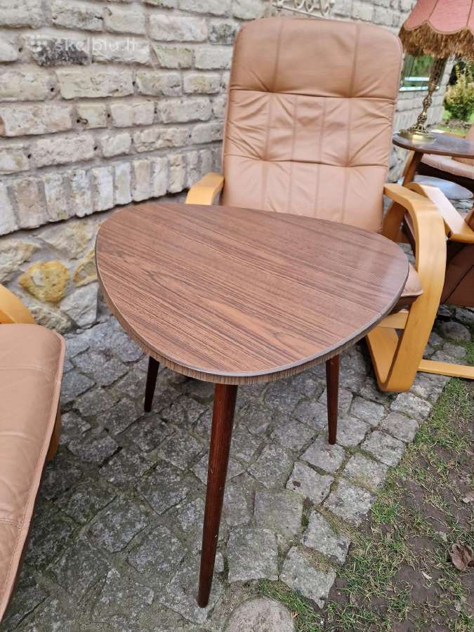 Vintažiniai mid century trikojai kavos staliukai - nuotraukos Nr. 2