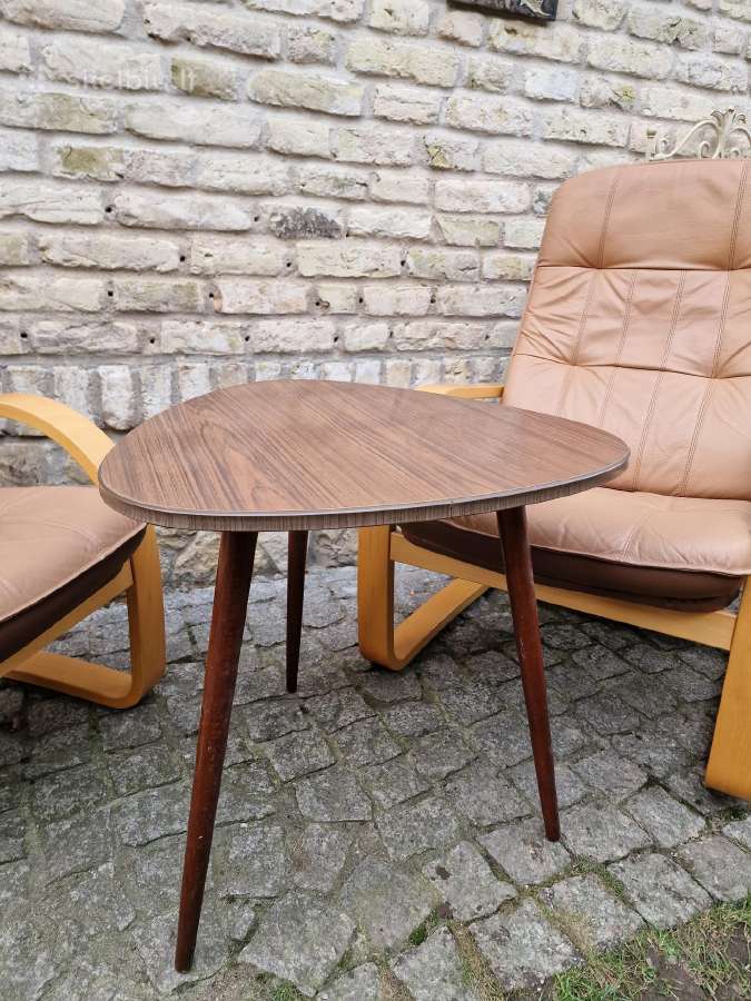 Vintažiniai mid century trikojai kavos staliukai - nuotraukos Nr. 3
