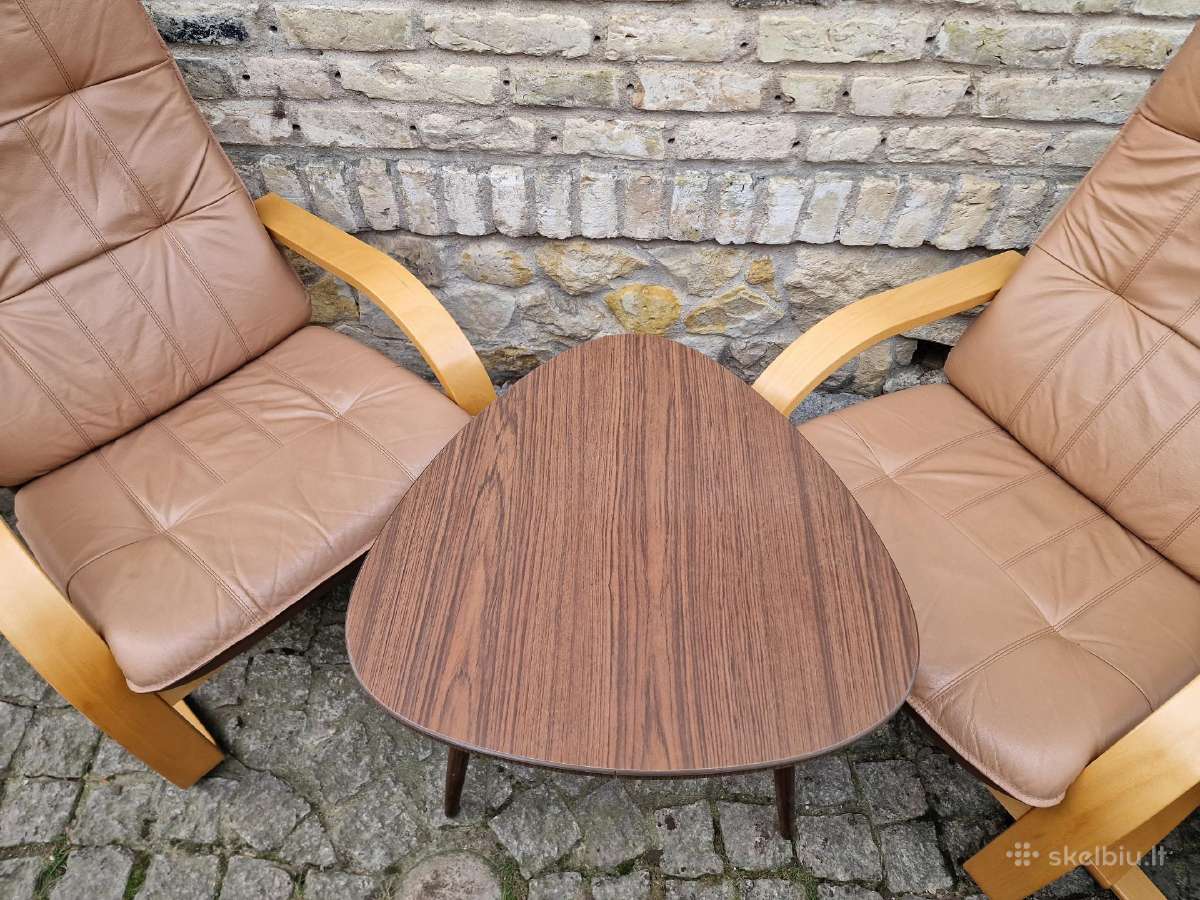 Vintažiniai mid century trikojai kavos staliukai - nuotraukos Nr. 9