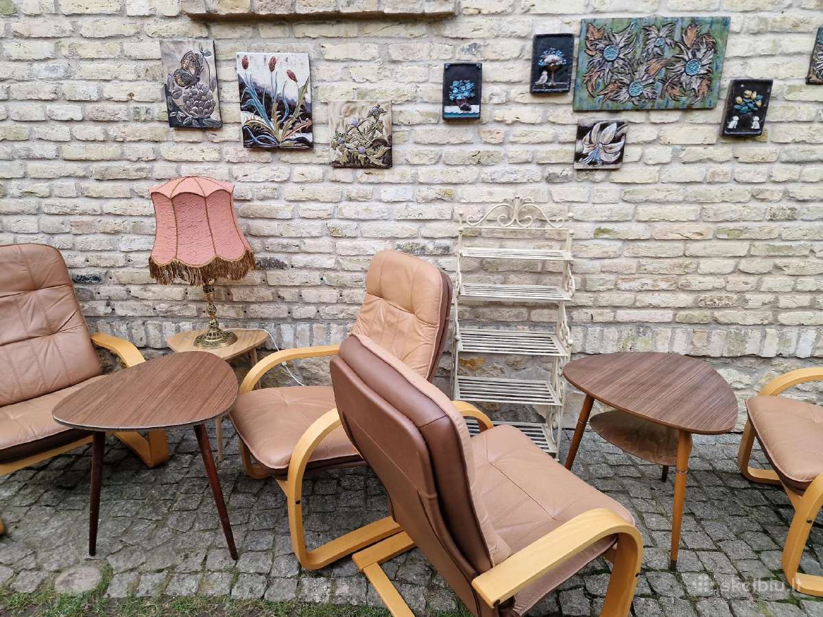 Vintažiniai mid century trikojai kavos staliukai - nuotraukos Nr. 14