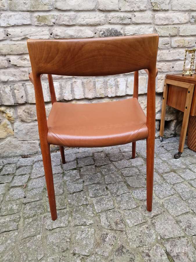 Vintažinis mid century autorinis tikmedžio fotelis - nuotraukos Nr. 28