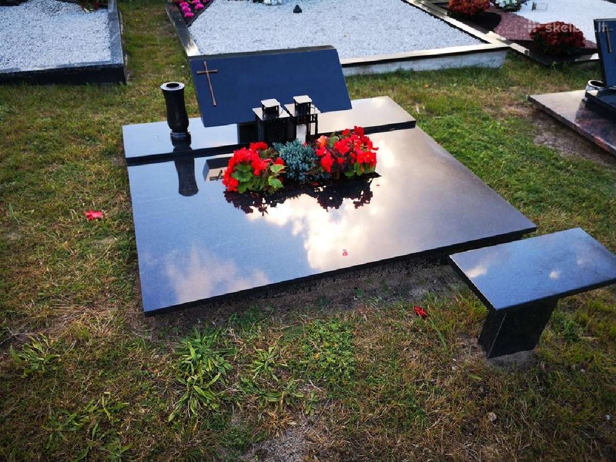 Paminklai,dengimas plokštėmis,kapų tvarkymas.vazos - nuotraukos Nr. 5