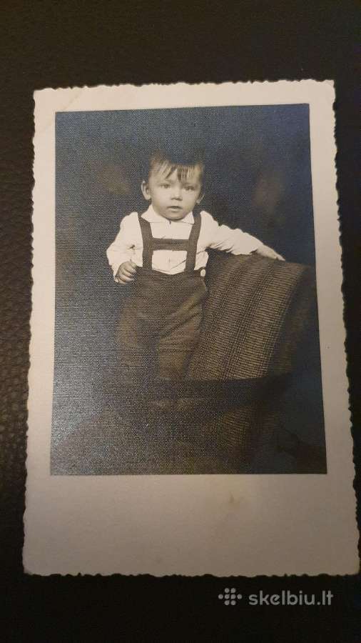 Portretas iš seno albumo