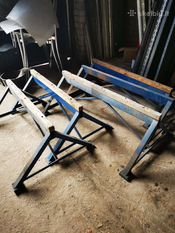 Metaliniai ožiukai, stovai, atramos