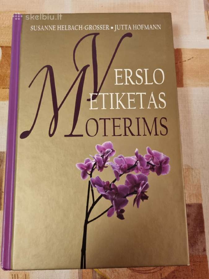 Verslo etiketas moterims